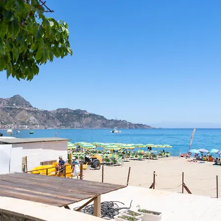 La Casa Del Sorriso * Giardini Naxos